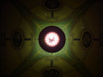 大英博物館のアーチ天井の装飾ペイント