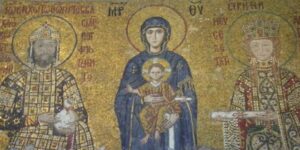 ハギア・ソフィア大聖堂の内部に残されたモザイク画