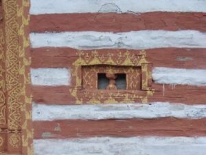 house window in Manali